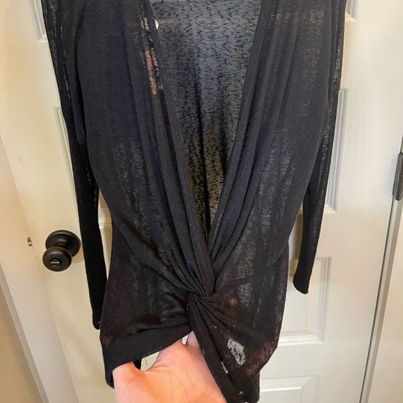 Open Back Top - Picture 2 of 3